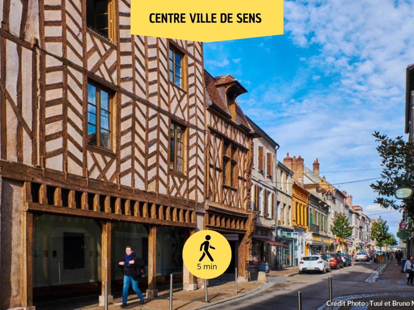 Le Subtil - Best Keys - Elegance & Confort - 2 Chambres Separees - Lit Queen Size - Smart Tv Netflix - Entre Gare & Centre Ville - A 1H De Paris - Wifi Fibre - Check-In Autonome 상스 외부 사진