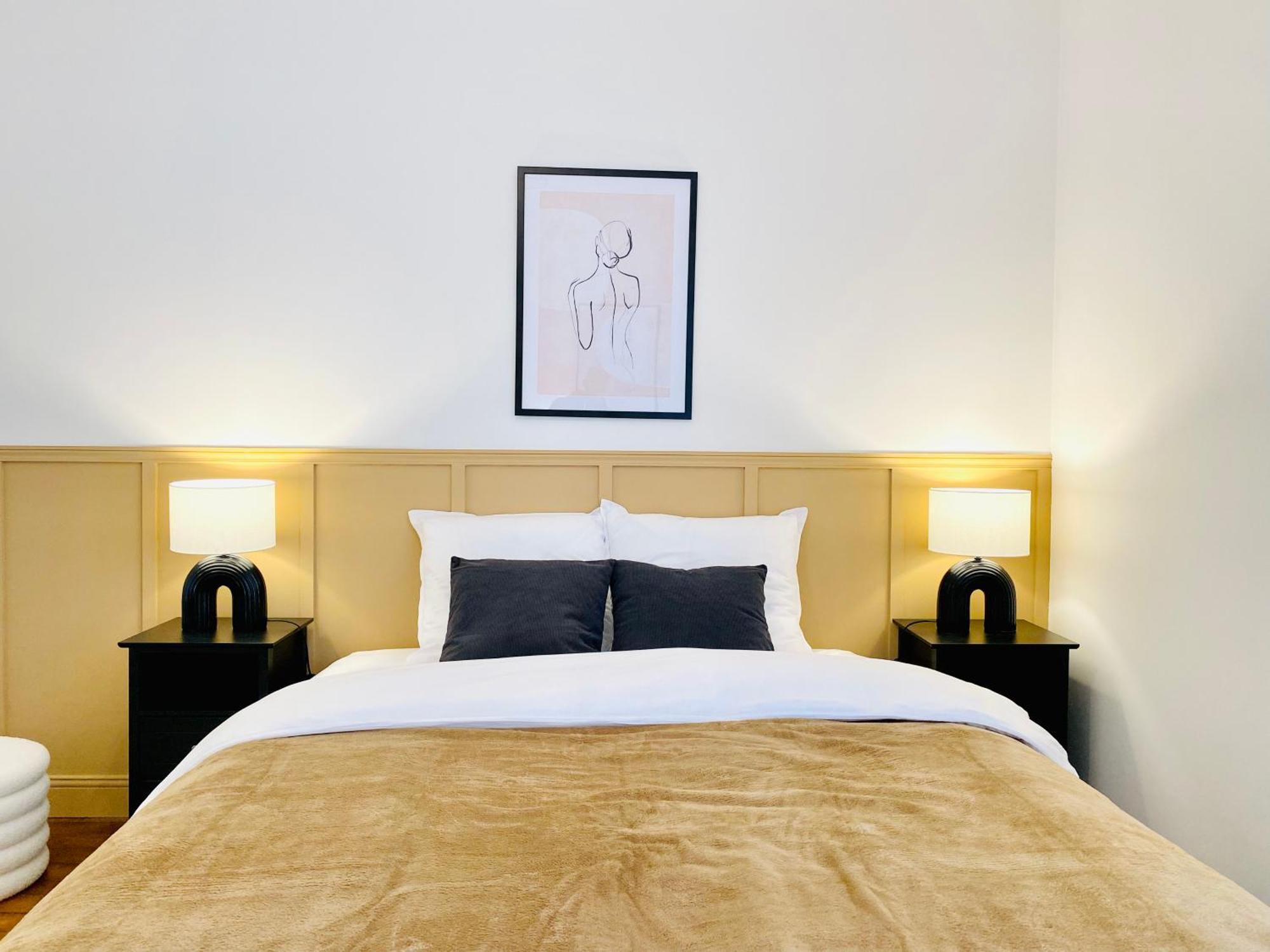 Le Subtil - Best Keys - Elegance & Confort - 2 Chambres Separees - Lit Queen Size - Smart Tv Netflix - Entre Gare & Centre Ville - A 1H De Paris - Wifi Fibre - Check-In Autonome 상스 외부 사진